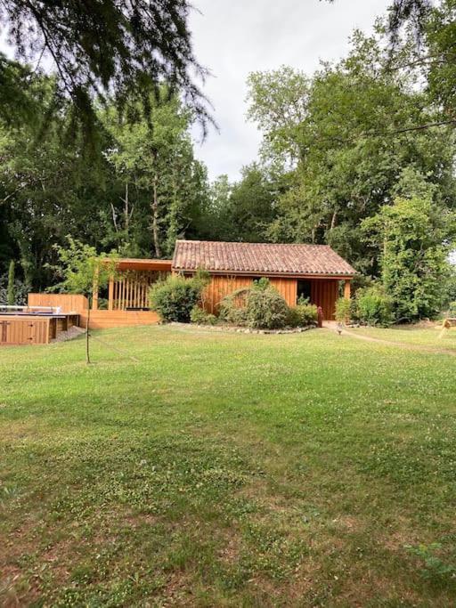 Lodge La Courrege Larche  Exteriör bild